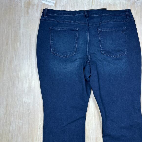 NWT Diane Gilman DG2 Bootcut Stretch High Rise Dark Wash Flattering Denim 24WP - Picture 14 of 14